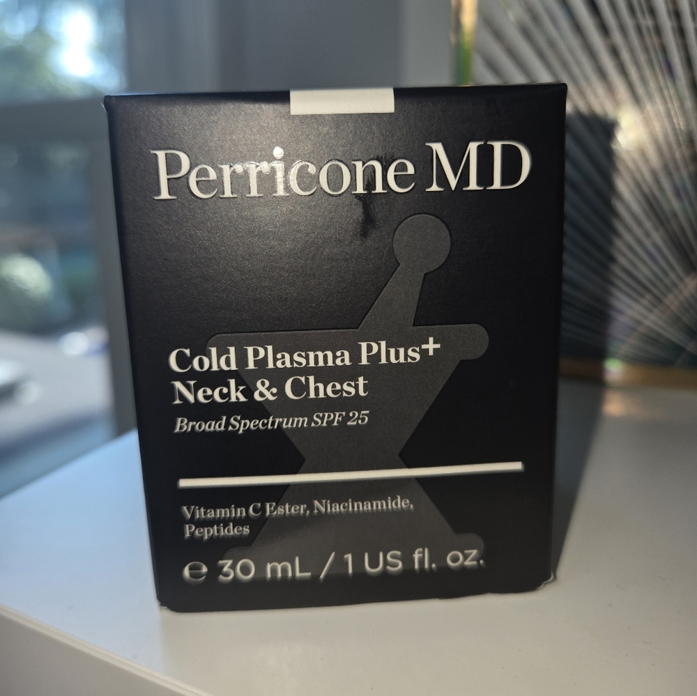 Perricone MD Cold Plasma Plus+ Neck & Chest Cream - Black